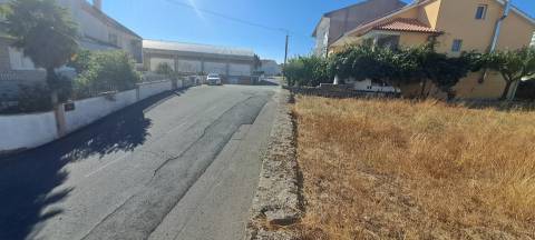 Terreno para construção, Miranda do Douro
