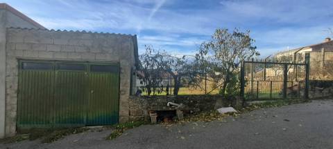 Moradia para Restaurar T3 Venda em Póvoa,Miranda do Douro