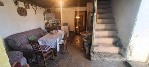 Moradia para Restaurar T3 Venda em Póvoa,Miranda do Douro