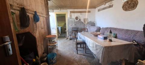 Moradia para Restaurar T3 Venda em Póvoa,Miranda do Douro