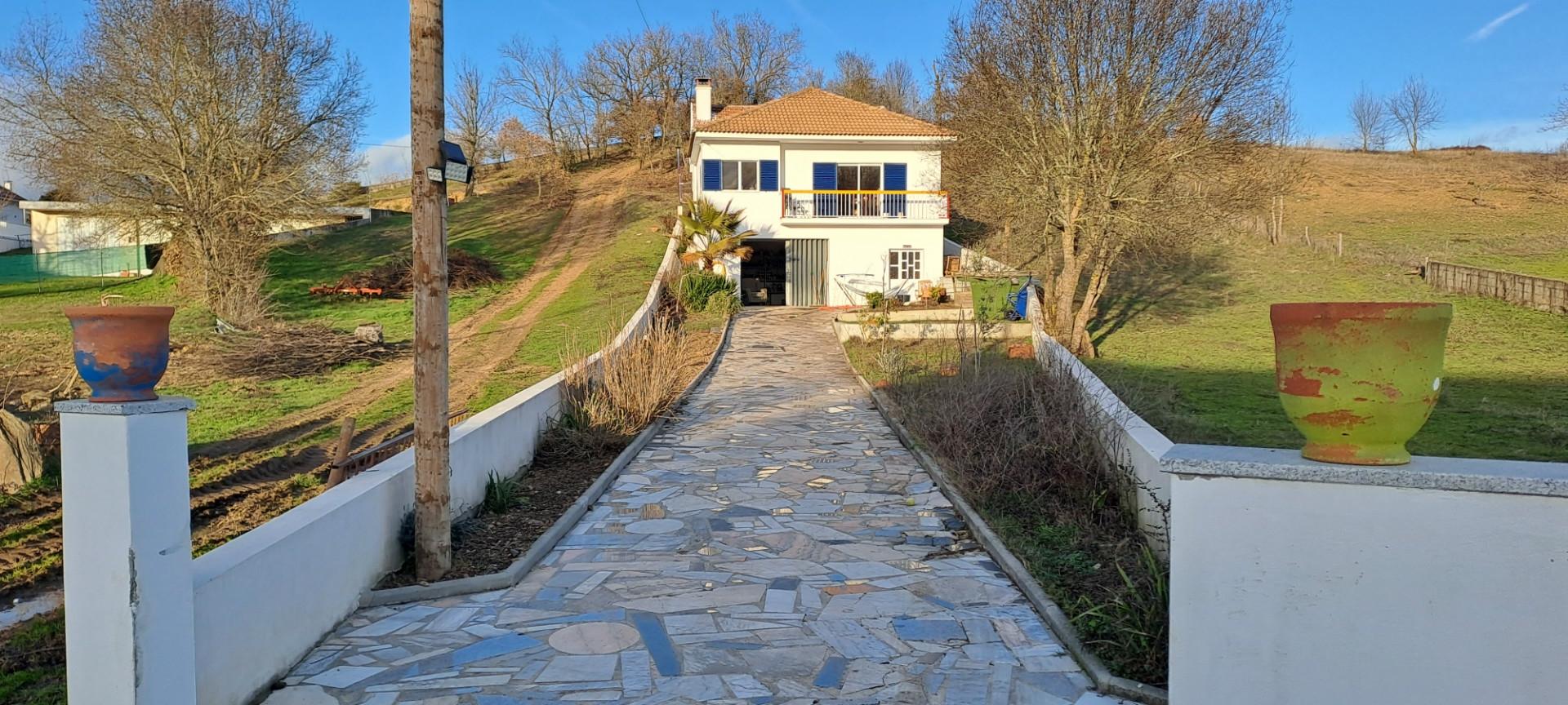 Moradia Isolada T3 Venda em Silva e Águas Vivas,Miranda do Douro