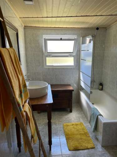 Moradia T3 com quintal em Castelo Branco, Mogadouro