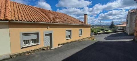 Moradia T5 Venda em São Martinho de Angueira,Miranda do Douro