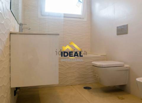 Moradia Geminada T4 DUPLEX Venda em Fernão Ferro,Seixal