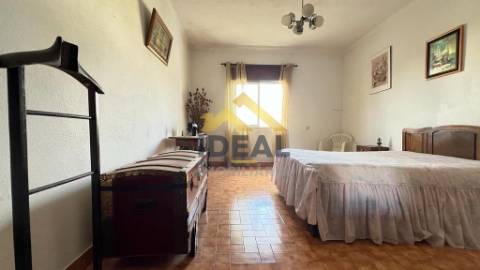 Moradia em Banda T5 Venda em Assumar,Monforte