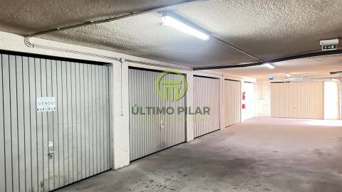 Garagens à Venda em Bragança
