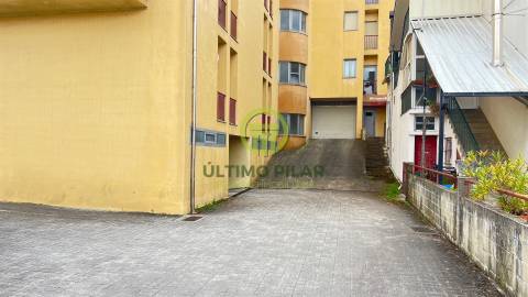 Garagens à Venda em Bragança