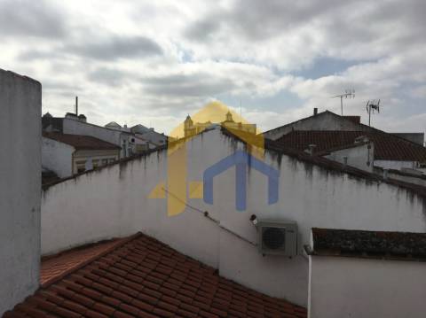 Moradia >=T10 Venda em Évora (São Mamede, Sé, São Pedro e Santo Antão),Évora