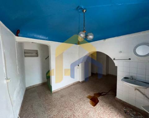 Conjunto habitacional - Moradia T2+1 e Garagem  em São Lourenço de Mamporcão