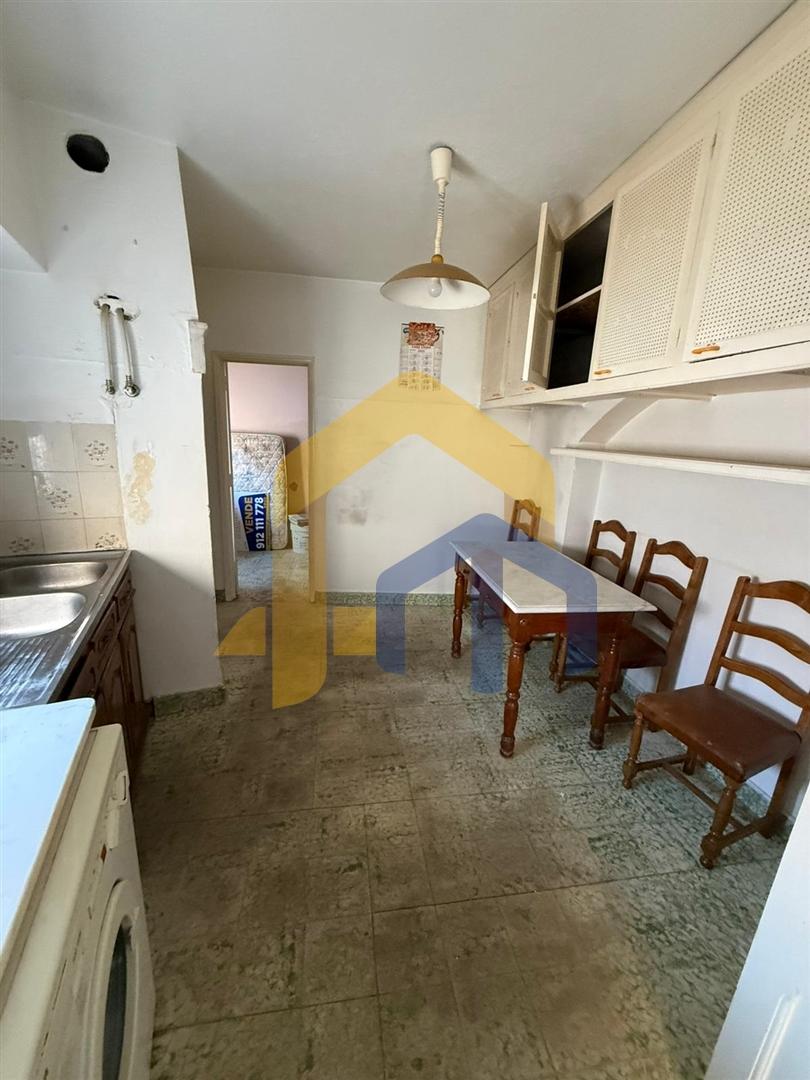 Moradia em Banda com Duas Habitações Independentes – Centro Histórico de Estremoz