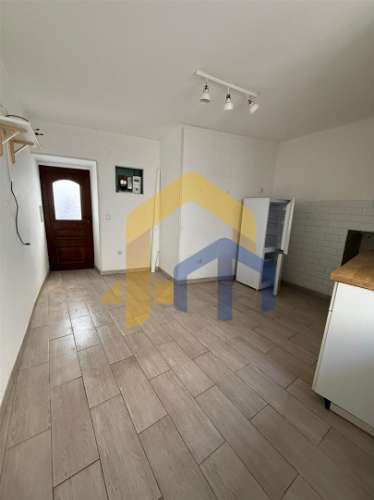 Moradia em Banda com Duas Habitações Independentes – Centro Histórico de Estremoz