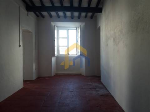 Prédio Total T9 em Sousel