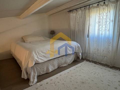 Quinta com Casa e Lago em Alcórrego - Avis