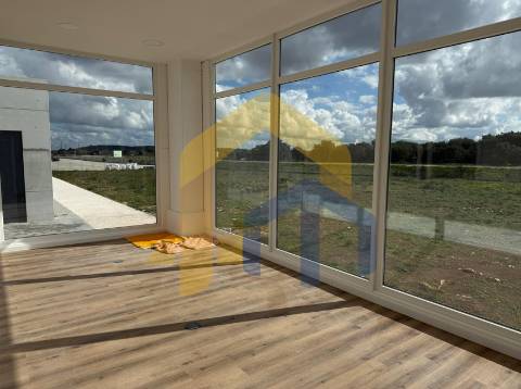 Armazém  Arrendamento em Arcos,Estremoz