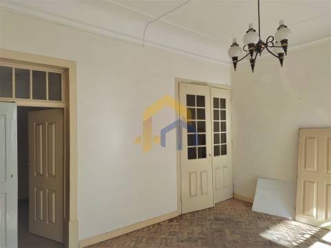 Venda conjunta de 2 Prédios em Estremoz