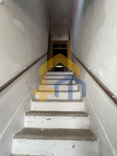 Moradia para reabilitar em Vaiamonte – Monforte