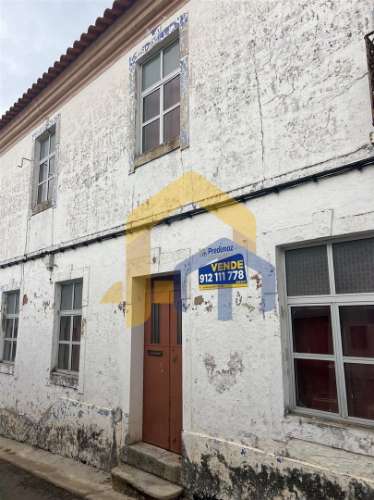 Moradia para reabilitar em Vaiamonte – Monforte