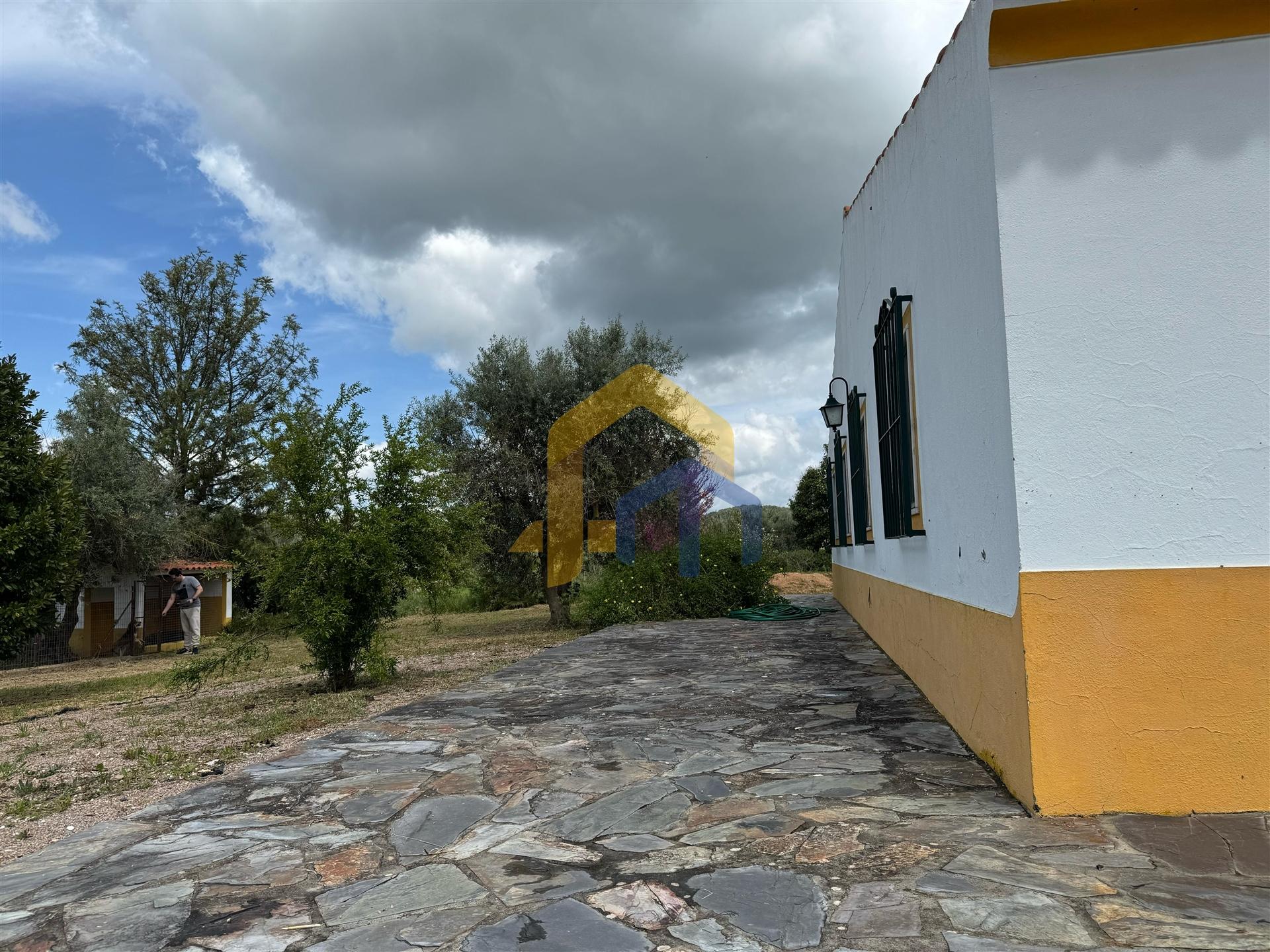 Quinta para venda em Santa Vitória do Ameixial – Estremoz
