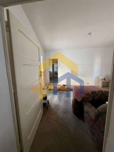 Moradia em Banda com Duas Habitações Independentes – Centro Histórico de Estremoz