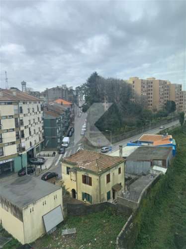 Apartamento T2  junto ao Jardim de Arca d’Água