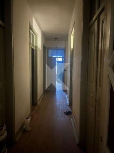 Moradia T7 em Coimbra para restaurar