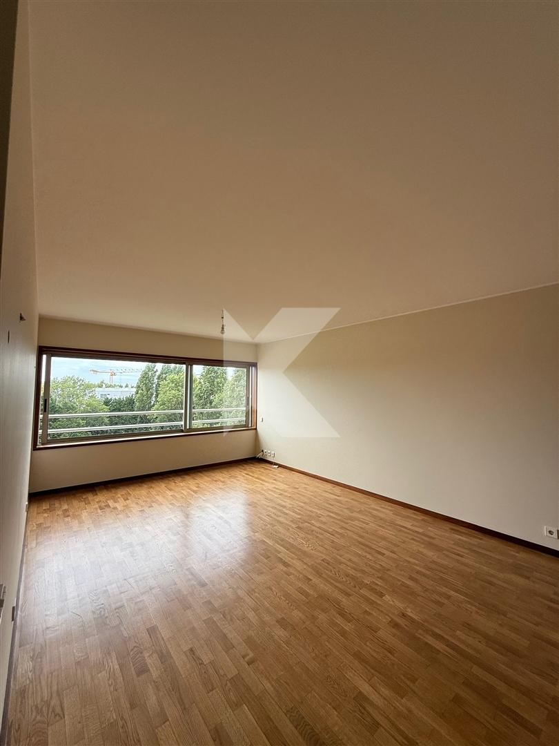 Apartamento T1 com garagem em Matosinhos Sul