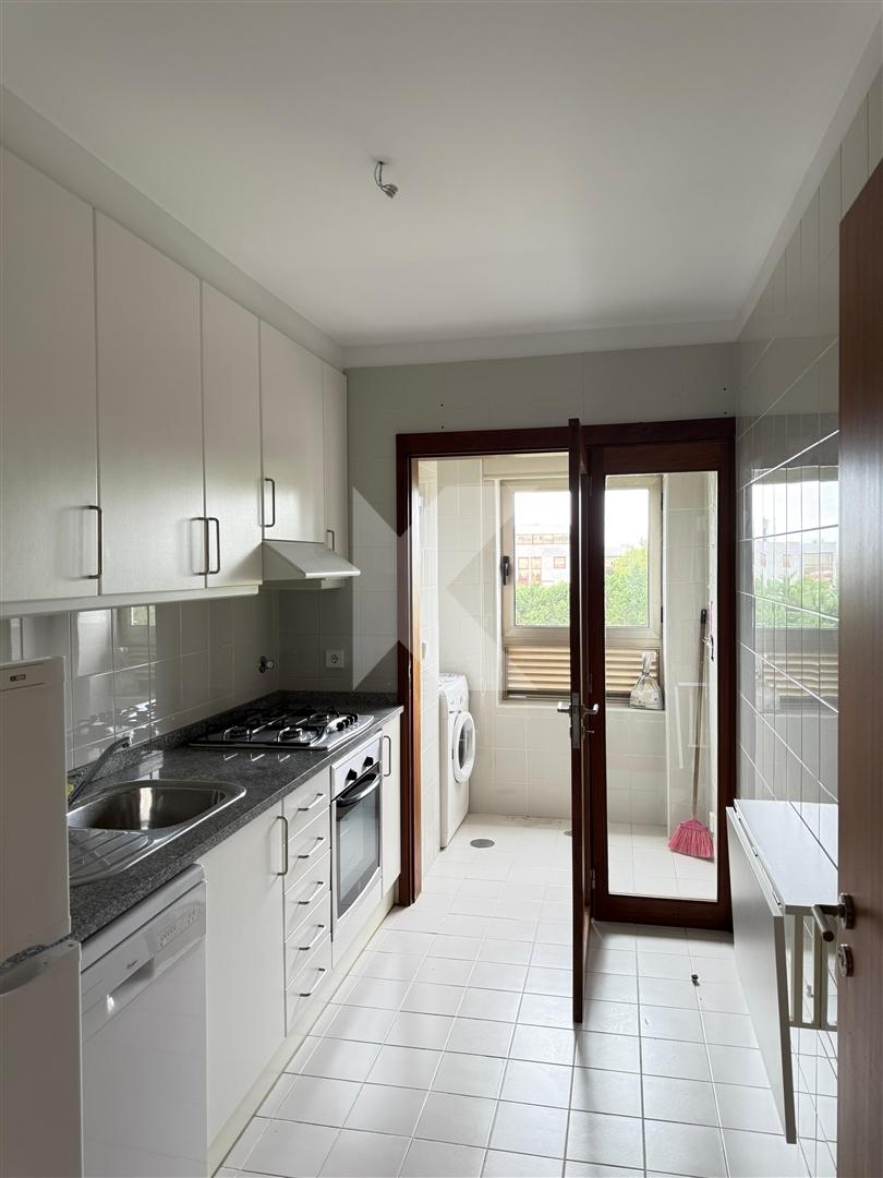 Apartamento T1 com garagem em Matosinhos Sul