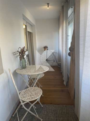 T1 na Rua 5 de Outubro- Casa da Musica