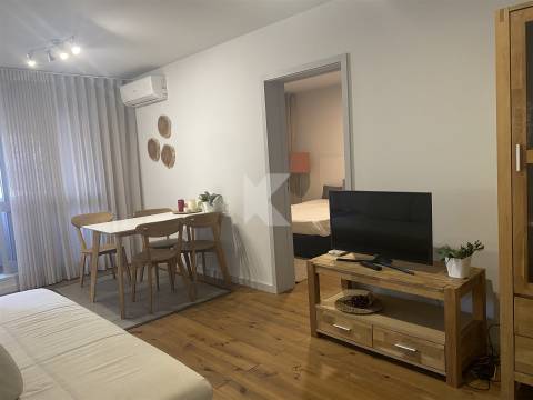 T1 na Rua 5 de Outubro- Casa da Musica