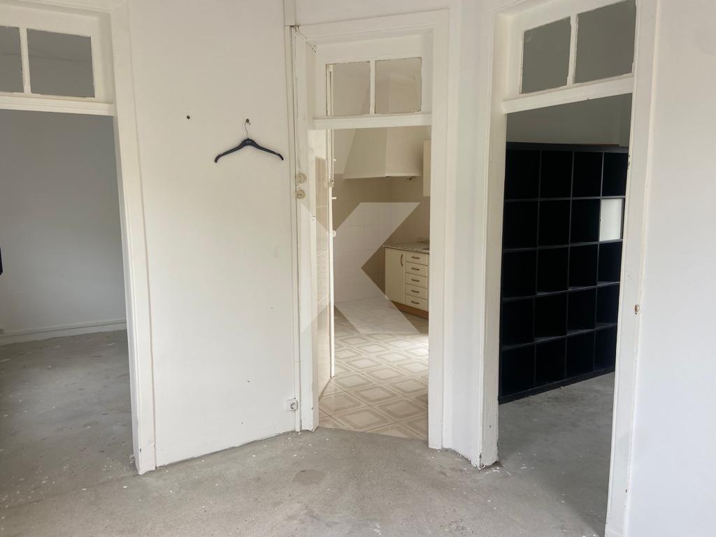 Moradia T2 à beira mar para remodelar