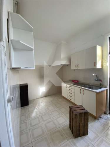 Moradia T2 à beira mar para remodelar