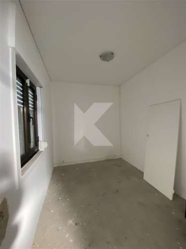 Moradia T2 à beira mar para remodelar