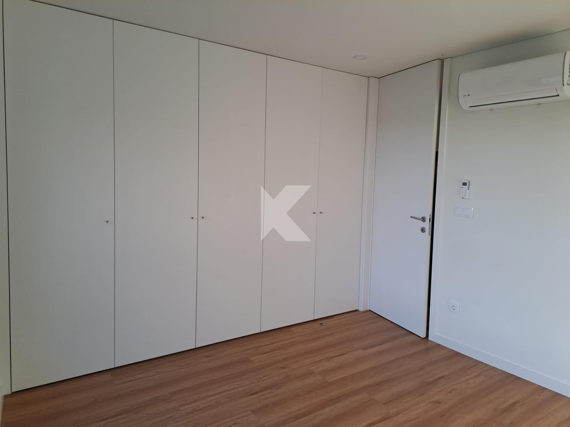 T2 no último piso - Jardim de Arca d’Água