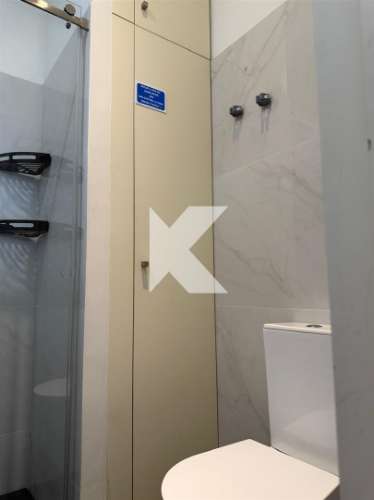 T0 Remodelado com Varanda na Baixa do Porto – Rua do Bonjardim