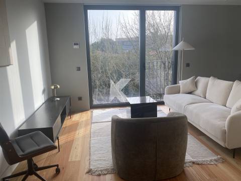 T0 Duplex com Terraço - Senhora da Hora