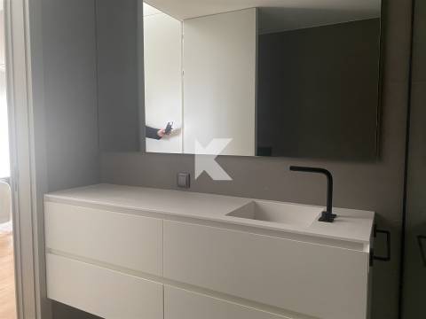 T0 Duplex com Terraço - Senhora da Hora