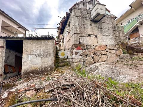 Moradia para Restaurar T3 Venda em Padronelo,Amarante