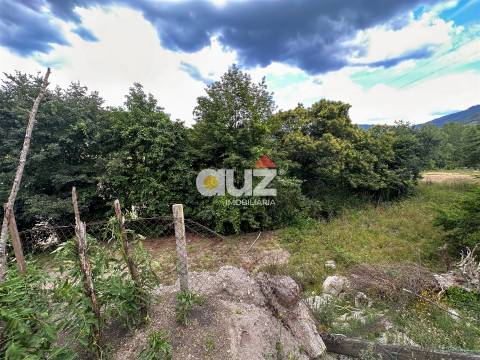 Moradia para Restaurar T3 Venda em Padronelo,Amarante