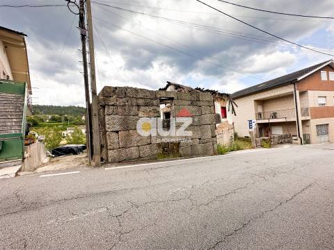 Moradia para Restaurar T3 Venda em Padronelo,Amarante