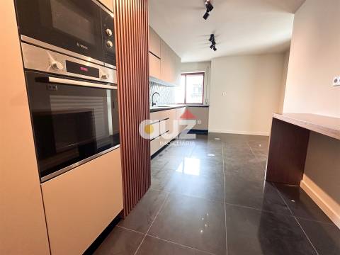 Apartamento T4 Venda em Paranhos,Porto