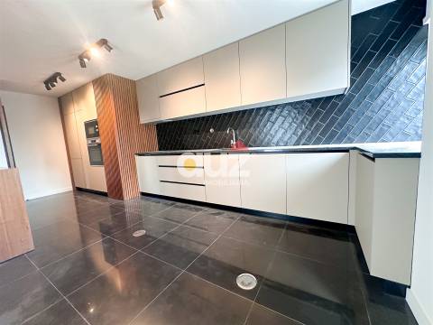 Apartamento T4 Venda em Paranhos,Porto