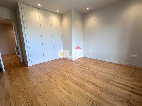 Apartamento T4 Venda em Paranhos,Porto