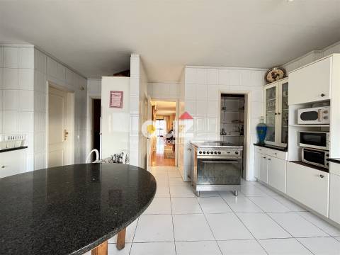 Apartamento T5 Venda em Amarante (São Gonçalo), Madalena, Cepelos e Gatão,Amarante