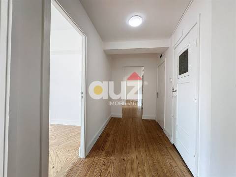 Apartamento T6 Venda em Cedofeita, Santo Ildefonso, Sé, Miragaia, São Nicolau e Vitória,Porto