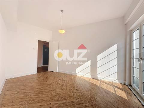 Apartamento T6 Venda em Cedofeita, Santo Ildefonso, Sé, Miragaia, São Nicolau e Vitória,Porto