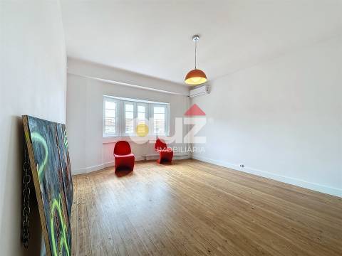 Apartamento T6 Venda em Cedofeita, Santo Ildefonso, Sé, Miragaia, São Nicolau e Vitória,Porto