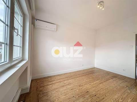 Apartamento T6 Venda em Cedofeita, Santo Ildefonso, Sé, Miragaia, São Nicolau e Vitória,Porto