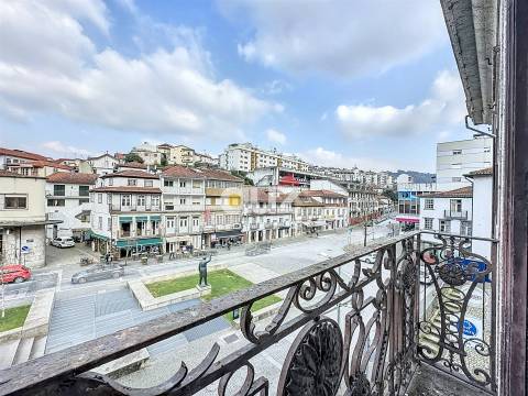 Moradia para Restaurar >=T10 Venda em Amarante (São Gonçalo), Madalena, Cepelos e Gatão,Amarante