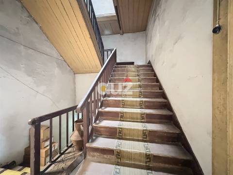 Moradia para Restaurar >=T10 Venda em Amarante (São Gonçalo), Madalena, Cepelos e Gatão,Amarante