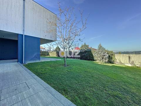 Mansão T3 Venda em Vila Meã,Amarante